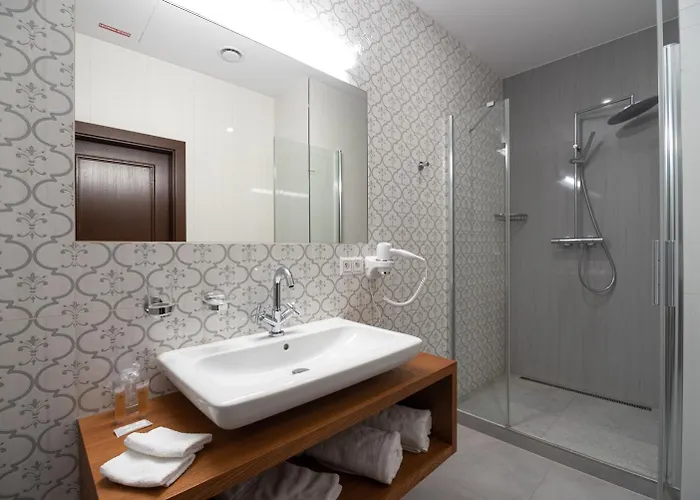 Michael's Palace Hotel